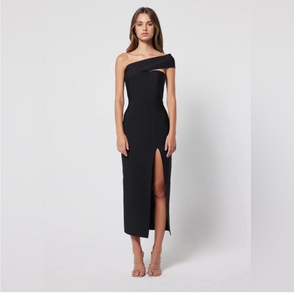 Elliatt Soroa One Shoulder Cocktail Dress size S.